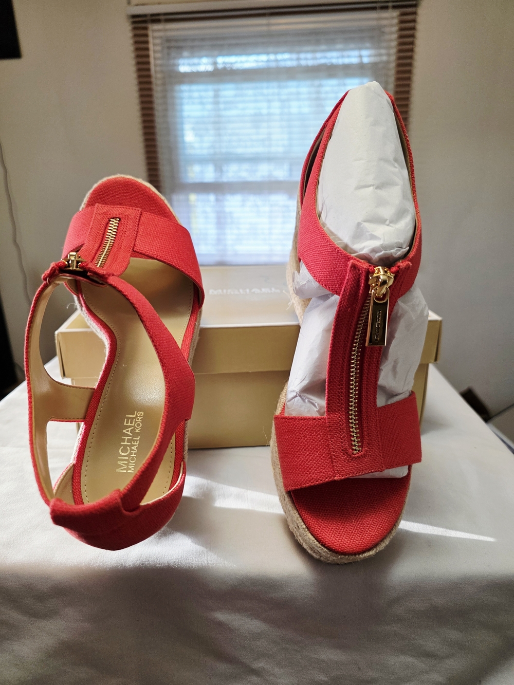 Michael Kors Berkley Mid Wedge Canvas Sandal In Spiced Coral Size 8.5M - Picture 5 of 9